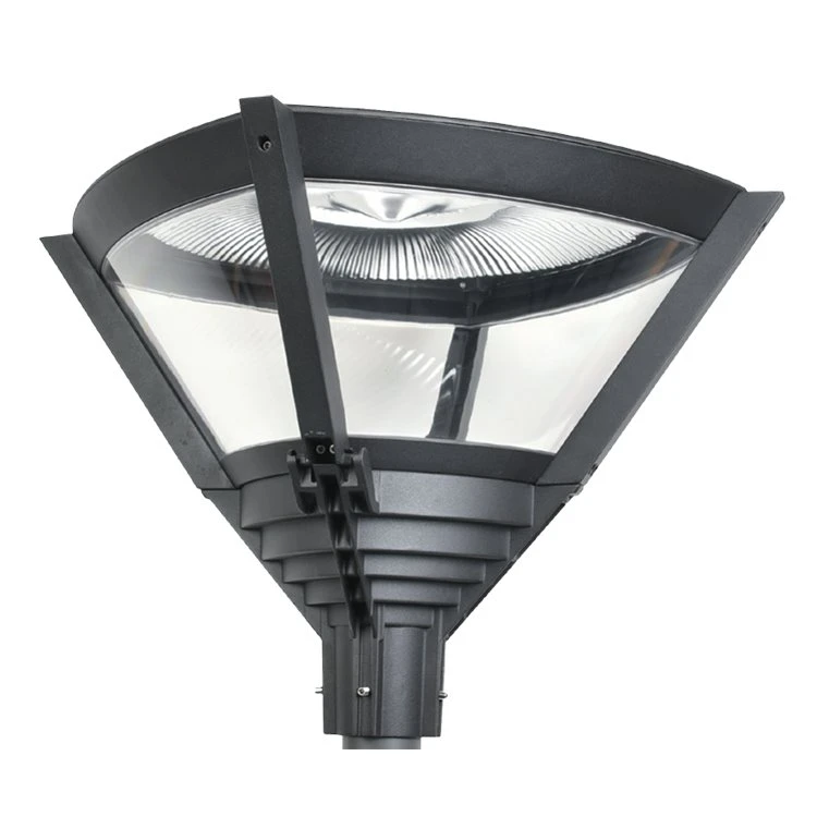 Lampe de jardin carrée classique
